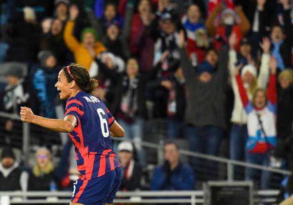 SAINT PAUL, MN - OCTOBER 26: United States forward Lynn Williams (6) celebrates her goal during the second half of a friendly soccer match between Korea Republic and the United States on Oct 26, 2021 at Allianz Field in Saint Paul, MN. (Photo by Nick Wosika Icon Sportswire) SOCCER: OCT 26 Women s - USA v Korea Icon2021102621