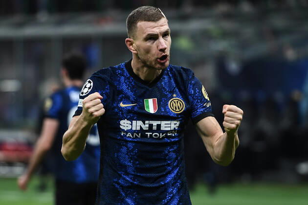 Db Milano 24 11 2021 - Champions League Inter-Shakhtar Donetsk foto Daniele Buffa Image nella foto: esultanza gol Edin Dzeko
