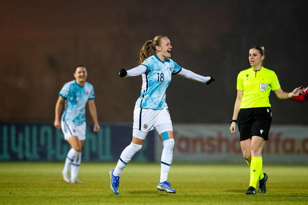 211130 Frida Maanum of Norway celebrates after scoring 0-3 during the FIFA Women s World Cup Qualifier football match between Armenia and Norway on November 30, 2021 in Yerevan. Photo: Vegard Grott BILDBYRAN kod VG VG0208 bbeng fotball soccer football fotboll FIFA World Cup, WM, Weltmeisterschaft, Fussball qualifiers vm-kvalifisering kvinner vm kvalik landskamp dam norge norway armenia jerevan jubel Copyright: VEGARDxGRoTT BB211130VG049