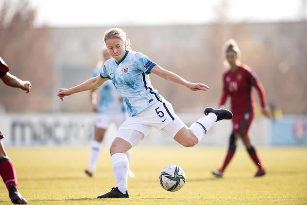 211201 Julie Blakstad of Norway during the FIFA Women s World Cup Qualifier football match between Armenia and Norway on December 1, 2021 in Yerevan. Photo: Vegard Grott BILDBYRAN kod VG VG0209 bbeng fotball soccer football fotboll FIFA World Cup, WM, Weltmeisterschaft, Fussball qualifiers vm-kvalifisering kvinner vm kvalik landskamp dam norge norway armenia jerevan arena Copyright: VEGARDxGRoTT BB211201VG010
