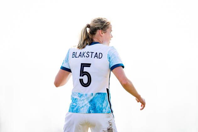 211201 Julie Blakstad of Norway during the FIFA Women s World Cup Qualifier football match between Armenia and Norway on December 1, 2021 in Yerevan. Photo: Vegard Grott BILDBYRAN kod VG VG0209 bbeng fotball soccer football fotboll FIFA World Cup, WM, Weltmeisterschaft, Fussball qualifiers vm-kvalifisering kvinner vm kvalik landskamp dam norge norway armenia jerevan arena Copyright: VEGARDxGRoTT BB211201VG034