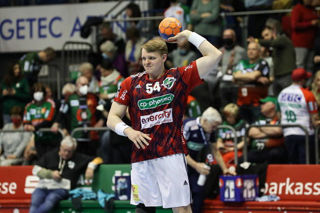 Justus Fischer (TSV Hannover-Burgdorf,54) - Handball Bundesliga Saison 2021-2022 SC Magdeburg vs. TSV Hannover-Burgdorf in der GETEC Arena in Magdeburg - Einzelbild,Aktion,Mann,Männer,Handball,Deutschland,31.03.2022