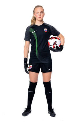 220407 Goalkeeper Sunniva Skoglund of the Norwegian women?s national football team poses for a portrait on April 4, 2022 in Oslo. Photo: Vegard Grott BILDBYRAN kod VG VG0262 bbeng fotball fotboll football norge norway a kvinner portrett porträtt portraits dam Copyright: VEGARDxGRoTT BB220407VG193