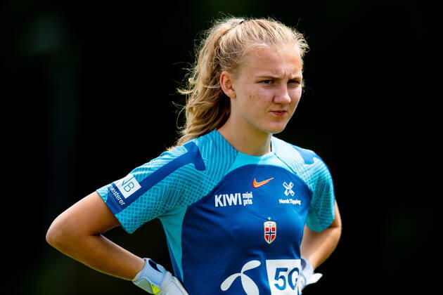 220704 Goalkeeper Sunniva Skoglund of the Norwegian national football team during a training session ahead of the UEFA Women s Euro 2022 Championship on July 4, 2022 in Brighton. Photo: Vegard Grott BILDBYRAN kod VG VG0308 bbeng fotboll football soccer fotball fotbolls-em fotball em europamästerskap em uefa womens euro träning practice training trening norge norway dam Copyright: VEGARDxGRoTT BB220704VG090