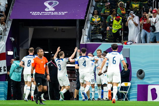 221204 Harry Kane of England celebrates scoring 2-0 with teammates during the FIFA World Cup, WM, Weltmeisterschaft, Fussball 2022 round of 16 football match between England and Senegal on December 4, 2022 in Doha. Photo: Joel Marklund BILDBYRAN kod JM JM0403 bbeng fotboll football soccer fotball vm fotbolls-vm fotball-vm fotbolls-vm 2022 fifa world cup 2022 attondelsfinal round of 16 england senegal jubel Copyright: JOELxMARKLUND BB221204JM058