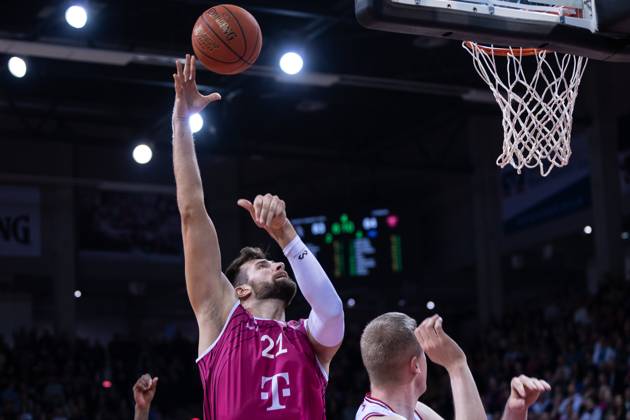 easyCredit Basketball Bundesliga, Telekom Baskets Bonn vs. Würzburg Baskets, 11.03.2023 Leon KRATZER (Telekom Baskets Bonn 21) Copyright: xBEAUTIFULxSPORTS Derixx
