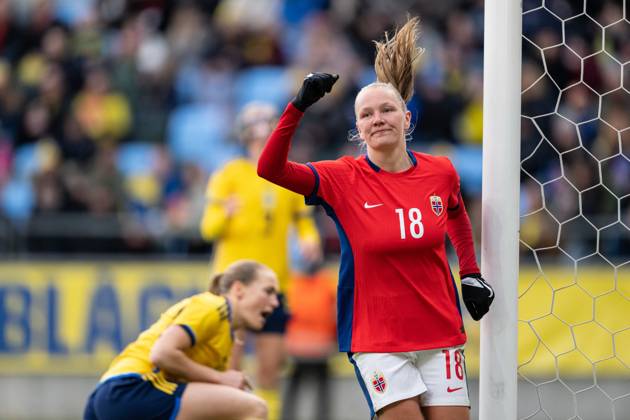 230411 Frida Maanum of Norway celebrates after scoring 1-1 during the International Friendly, Länderspiel, Nationalmannschaft football match between Sweden and Norway on April 11, 2023 in Göteborg. Photo: Jörgen Jarnberger BILDBYRAN COP 112 JJ0272 fotboll football soccer fotball träningslandskamp international friendly sverige a sweden norge norway dam bbeng jubel Copyright: JÖRGENxJARNBERGER BB230411JJ034