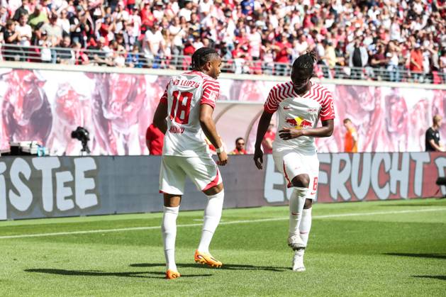 Torjubel - Torschütze Christopher Nkunku (RB Leipzig,18) trifft zum 2-0 mit Amadou Haidara (RB Leipzig,8) - 1. Fussball Bundesliga Saison 2022-2023 Punktspiel RB Leipzig vs. FC Schalke 04 in der Red Bull Arena in Leipzig - Aktion,Fussball,Deutschland,Mann,Männer,27.05.2023