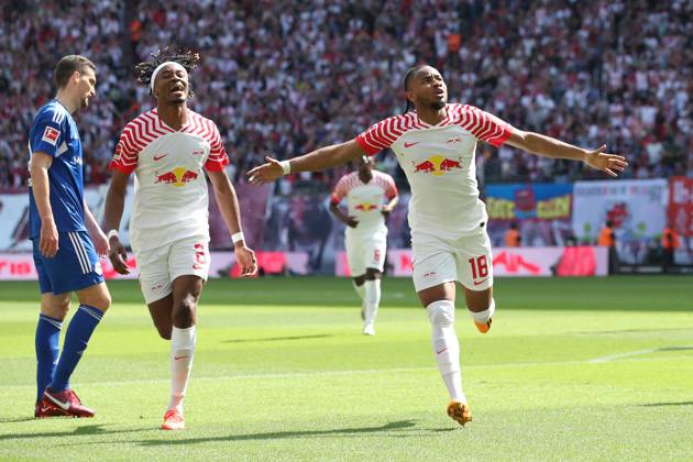 Torjubel - Torschütze Christopher Nkunku (RB Leipzig,18) trifft zum 2-0 - 1. Fussball Bundesliga Saison 2022-2023 Punktspiel RB Leipzig vs. FC Schalke 04 in der Red Bull Arena in Leipzig - Aktion,Fussball,Deutschland,Mann,Männer,27.05.2023
