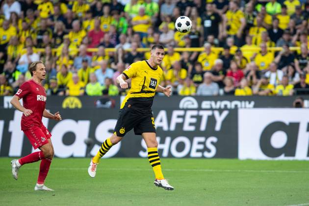 1.Bundesliga, 1.Spieltag: Borussia Dortmund - 1.FC Koeln, Dortmund, Signal Iduna Park, 19.08.2023 Niklas Suele (Borussia Dortmund, 25) 1.Bundesliga, 1.Spieltag: Borussia Dortmund - 1.FC Koeln, Dortmund, Signal Iduna Park, 19.08.2023 DFL Regulations prohibit any of use of photographs as image sequences and quasi video Copyright: xBEAUTIFULxSPORTS Buriakovx