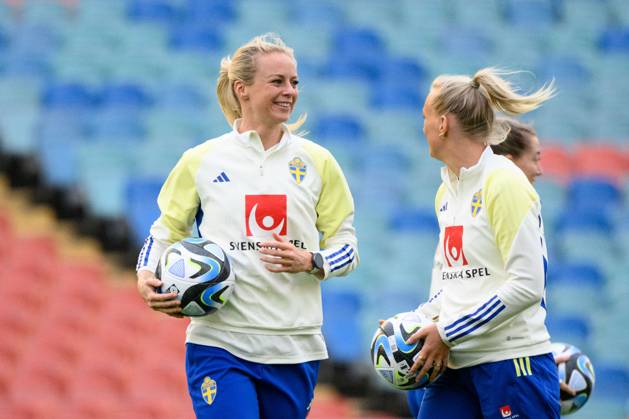 230918 Amanda Ilestedt of Sweden during a training session with the Swedish women s national football team on September 18, 2023 in Göteborg. Photo: Carl Sandin BILDBYRAN kod CS CS0424 fotboll football soccer fotball nations league träning practice training sverige sweden dam bbeng Copyright: CARLxSANDIN BB230918CS009
