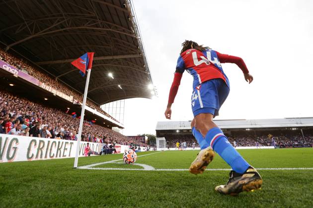Crystal Palace v Nottingham Forest 07 October 2023, London - Premier League Football - Crystal Palace v Nottingham Forest - Jairo Riedewald of Crystal Palace takes a corner - Photo: Jacques Feeney Offside. London UK Copyright: xJacquesxFeeneyx xOffsidexOffside