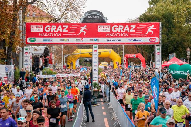 RUNNING - Graz Marathon 2023 GRAZ,AUSTRIA,08.OCT.23 - RUNNING - Graz Marathon. Image shows participants GEPAxpictures xJohannesxFriedl