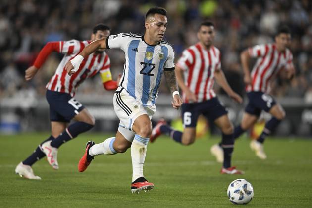 BUENOS AIRES, ARGENTINA - OCTOBER 12: Lautaro Martinez of Argentina during the FIFA World Cup, WM, Weltmeisterschaft, Fussball 2026 Qualifier match between Argentina and Paraguay at Estadio Mas Monumental Antonio Vespucio Liberti on October 12, 2023 in Buenos Aires, Arg Argentina v Paraguay : FIFA World Cup 2026 Qualifier match Copyright: xDiegoxHalisz SFSIx