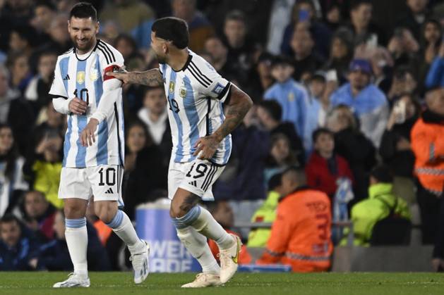 BUENOS AIRES, ARGENTINA - OCTOBER 12: Lionel Messi and Nicolas Otamendi of Argentina during the FIFA World Cup, WM, Weltmeisterschaft, Fussball 2026 Qualifier match between Argentina and Paraguay at Estadio Mas Monumental Antonio Vespucio Liberti on October 12, 2023 in Buenos Aires, Arg Argentina v Paraguay : FIFA World Cup 2026 Qualifier match Copyright: xDiegoxHalisz SFSIx