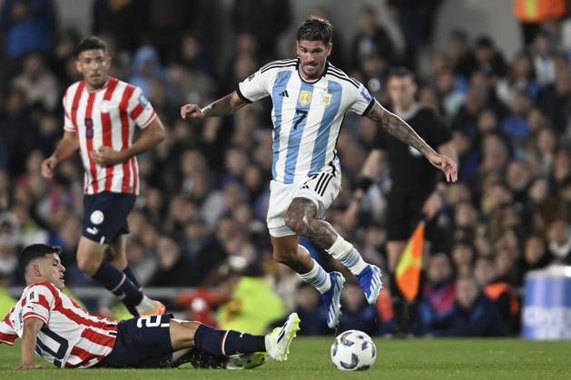 BUENOS AIRES, ARGENTINA - OCTOBER 12: Rodrigo De Paul of Argentina during the FIFA World Cup, WM, Weltmeisterschaft, Fussball 2026 Qualifier match between Argentina and Paraguay at Estadio Mas Monumental Antonio Vespucio Liberti on October 12, 2023 in Buenos Aires, Arg Argentina v Paraguay : FIFA World Cup 2026 Qualifier match Copyright: xDiegoxHalisz SFSIx
