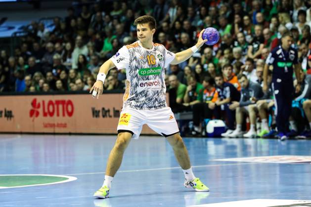 Renars Uscins (TSV Hannover-Burgdorf,10) - Handball Bundesliga Saison 2023-2024 SC Magdeburg vs. TSV Hannover-Burgdorf in der GETEC Arena in Magdeburg - Freisteller,Aktion,Handball,Deutschland,15.10.2023