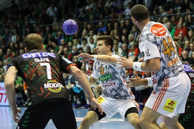 Renars Uscins (TSV Hannover-Burgdorf,10) - Handball Bundesliga Saison 2023-2024 SC Magdeburg vs. TSV Hannover-Burgdorf in der GETEC Arena in Magdeburg - Aktion,Handball,Deutschland,15.10.2023