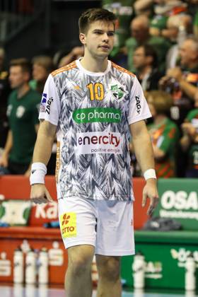 Renars Uscins (TSV Hannover-Burgdorf,10) - Handball Bundesliga Saison 2023-2024 SC Magdeburg vs. TSV Hannover-Burgdorf in der GETEC Arena in Magdeburg - Einzelbild,Aktion,Handball,Deutschland,15.10.2023