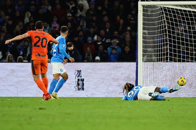 Hakan Calhanoglu of FC Internazionale scores the goal of 0-1 during the Serie A football match between SSC Napoli and FC Internazionale at Diego Armando Maradona stadium in Naples (Italy), December 3rd, 2023. cesarexpurini