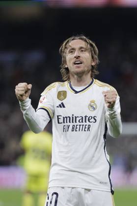 LA LIGA EA Sports - Real Madrid vs Villarreal Luka Modric of Real Madrid is celebrating a goal during the La Liga 2023 24 match between Real Madrid and Villarreal at Santiago Bernabeu Stadium in Madrid, Spain, on December 17, 2023. Madrid Spain Copyright: xGuillermoxMartinezx originalFilename:martinez-laligaea231217_npfCX