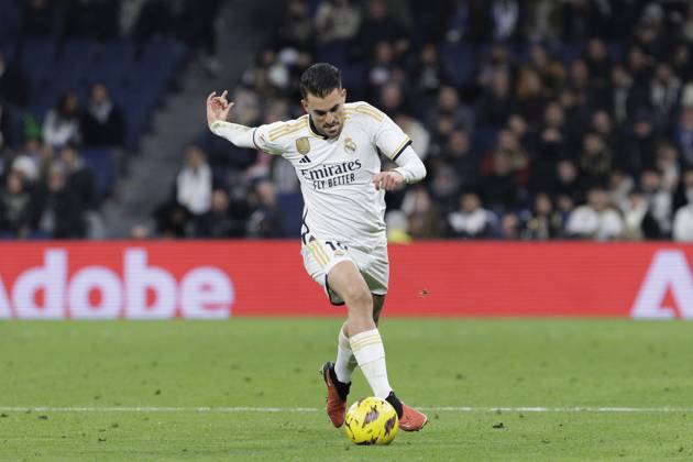 LA LIGA EA Sports - Real Madrid vs Villarreal Dani Ceballos of Real Madrid is playing during the La Liga 2023 24 match between Real Madrid and Villarreal at Santiago Bernabeu Stadium in Madrid, Spain, on December 17, 2023. Madrid Spain Copyright: xGuillermoxMartinezx originalFilename:martinez-laligaea231217_npRXI