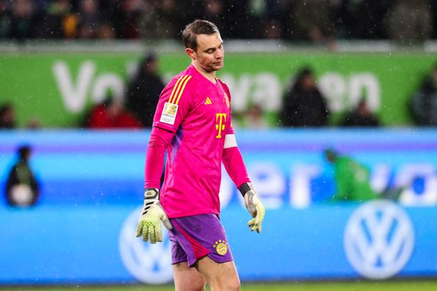 Torwart Manuel Neuer (FC Bayern München,1) nach dem 1-2 Anschlusstreffer - 1. Fussball Bundesliga Saison 2023-2024 Punktspiel VfL Wolfsburg vs. FC Bayern München in der Volkswagen Arena in Wolfsburg - Einzelobild,Aktion,Fussball,Deutschland,Mann,Männer,20.12.2023
