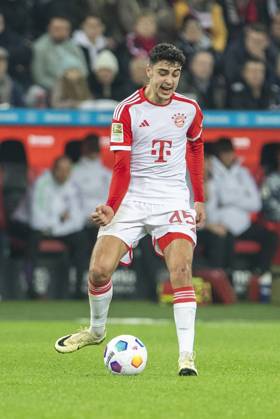 Aleksandar PAVLOVIC (FC Bayern Muenchen, 45). Leverkusen, Fussball 1.Bundesliga 21. Spieltag, Spieltag 21, Bayer Leverkusen - FC Bayern Muenchen, 10.02.2024, BayArena, Leverkusen. DFL regulations prohibit any use of photographs as image sequences and or quasi-video Â