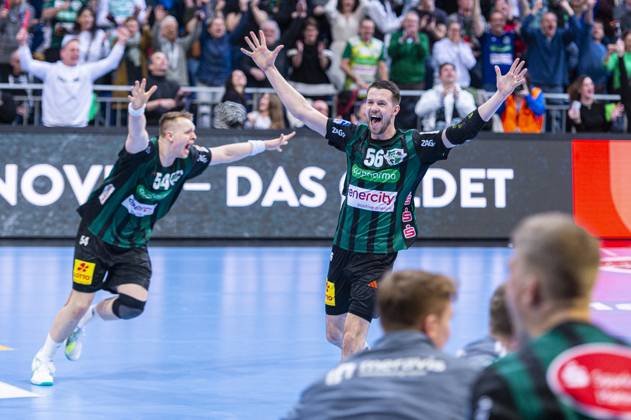Hannes Feise (TSV Hannover-Burgdorf, Nr. 56) (v.l.), TSV Hannover-Burgdorf (grün) gegen SC Magdeburg (weiß) am 22. Spieltag der Saison 2023 2024 in der LIQUI MOLY Handball-Bundesliga (18.02.2024, ZAG Arena (Hannover, GER), Copyright: xJanxGuentherx xTSVxHannover-Burgdorfx