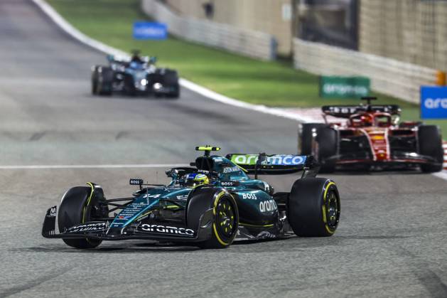 14 ALONSO Fernando (spa), Aston Martin F1 Team AMR24, action during the Formula 1 Aramco pre-season testing 2024 of the 2024 FIA Formula One World Championship, WM, Weltmeisterschaft from February 21 to 23, 2024 on the Bahrain International Circuit, in Sakhir, Bahrain - Photo Florent Gooden DPPI F1 Pre-season Testing in Bahrain at Bahrain International Circuit on February 22, 2024 in Sakhir, Bahrain. (Photo by HOCH ZWEI) Sakhir Sakhir Bahrain Bahrain