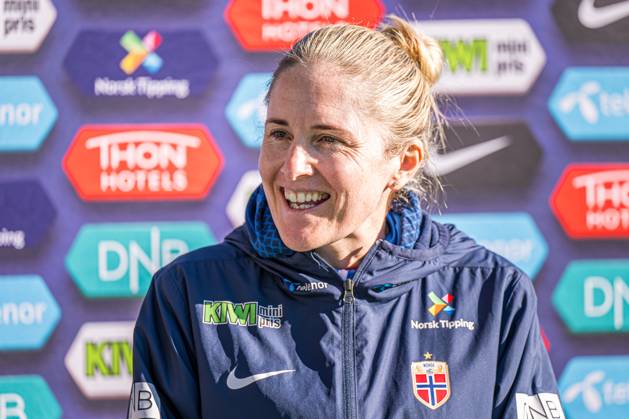 240226 Head coach Gemma Grainger of the Norwegian women s national football team during a press conference, PK, Pressekonferenz on February 26, 2024 in Stavanger. Photo: Marius Simensen BILDBYRAN COP 238 bbeng dam football fotball fotboll norge norway press conference pressekonferanse soccer uefa women s nations league Copyright: MARIUSxSIMENSEN BB240226BB190
