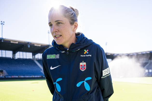 240226 Head coach Gemma Grainger of the Norwegian women s national football team during a press conference, PK, Pressekonferenz on February 26, 2024 in Stavanger. Photo: Marius Simensen BILDBYRAN COP 238 bbeng dam football fotball fotboll norge norway press conference pressekonferanse soccer uefa women s nations league Copyright: MARIUSxSIMENSEN BB240226BB200