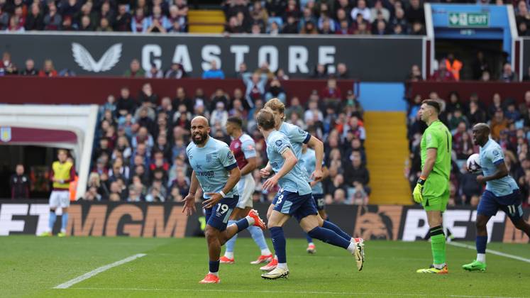 Aston Villa v Brentford Premier League 06 04 2024. Stock Goal 2-2 Bryan Mbeumo (19) of Brentford scores a goal and celebrates during the Premier League match between Aston Villa and Brentford at Villa Park, Birmingham, England on 6 April 2024. Birmingham Villa Park West Midlands England Editorial use only DataCo restrictions apply See www.football-dataco.com , Copyright: xNigelxKeenex PSI-19407-0039