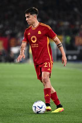 Paulo Dybala of AS Roma in action during the Serie A match between AS Roma and Juventus FC at Stadio Olimpico Rome Italy on 05 May 2024. Rome Stadio Olimpico Rome Italy Copyright: xNicolaxIanualex SP24-931-082