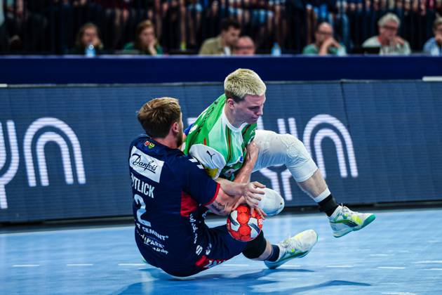 Simon Pytlick (SG Flensburg-Handewitt, 02), Nils Lichtlein (Fuechse Berlin, 17) GER, SG Flensburg-Handewitt vs. Fuechse Berlin, Handball, EHF European League, Finale, Saison 2023 2024, 26.05.2024 GER, SG Flensburg-Handewitt vs. Fuechse Berlin, Handball, EHF European League, Finale, Saison 2023 2024, 26.05.2024 Hamburg Copyright: xEibnerxPressefoto MarcelxvonxFehrnx EP_MFN