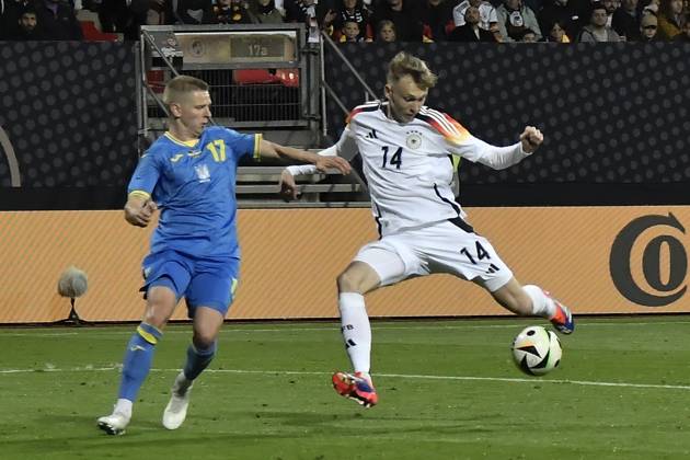 Strafraumszene Torchance von Maximilian Beier ( 14, Deutschland) neben Oleksandr Zinchenko ( 17, Ukraine) 03.06.2024 Fussball Länderspiel Deutschland vs Ukraine, Max-Morlock-Stadion, Nuernberg, Bayern Germany