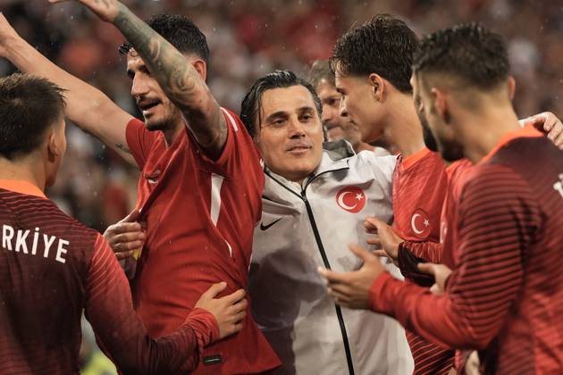 Turkey s head coach Vincenzo Montella during the Euro 2024 soccer match between Turkey and Georgia at the Signal Iduna Park, Dortmund, Germany - Friday 18, Tuesday, 2024. - Soccer . Copyright: xFabioxFerrari LaPressex
