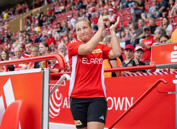 Fußball, Frauen, Testspiel, Saison 2024 2025, 1. FC Union Berlin - SV Werder Bremen, Dina Orschmann (1. Frauen 1. FC Union) bei der Teamvorstellung, 03.08. 2024, Copyright: xMatthiasxKochx