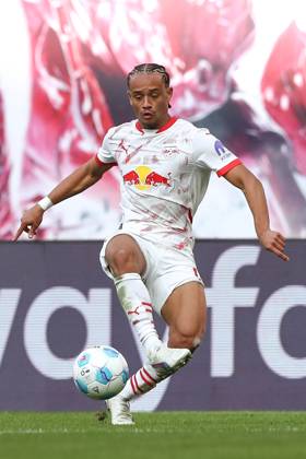 14.09.2024, xtgx, Fussball 1. Bundesliga, RB Leipzig - 1. FC Union Berlin emspor, v.l. Xavi Simons (Leipzig, 10) Freisteller, Einzelbild, Ganzkoerper, single frame (DFL DFB REGULATIONS PROHIBIT ANY USE OF PHOTOGRAPHS as IMAGE SEQUENCES and or QUASI-VIDEO) Leipzig