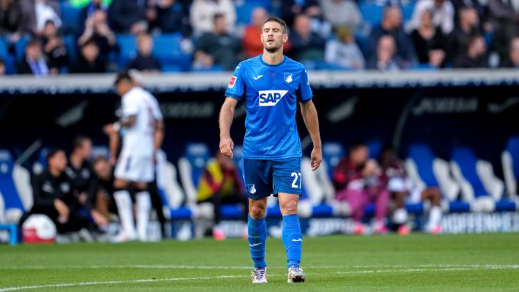 Andrej Kramaric (Hoffenheim, 27), Spieler der TSG 1899 Hoffenheim, enttäuscht schauend, Enttäuschung, Frustration, disappointed, pessimistisch, nach dem Gegentor zum 1:4, Action, Aktion, Spielszene, 14.09.2024, Sinsheim (Deutschland), Fussball, Bundesliga, TSG 1899 Hoffenheim - Bayer 04 Leverkusen, DFB DFL REGULATIONS PROHIBIT ANY USE OF PHOTOGRAPHS AS IMAGE SEQUENCES AND OR QUASI-VIDEO.