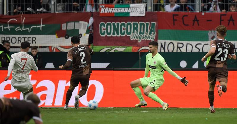 15.09.2024, xemx, Fussball 1.Bundesliga, FC Augsburg - FC St.Pauli emspor, v.l. Yusuf Kabadayi (FC Augsburg) Goal scored, erziehlt das Tor zum 3:1 (DFL DFB REGULATIONS PROHIBIT ANY USE OF PHOTOGRAPHS as IMAGE SEQUENCES and or QUASI-VIDEO) Augsburg