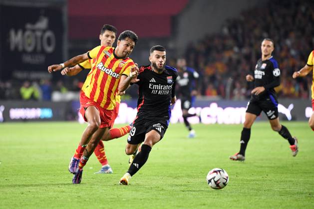 RC Lens v Olympique Lyonnais - Ligue 1 MCDonald s 2024 2025 14 Facundo Axel MEDINA (rcl) - 69 Georges Mikautadze (ol) during the Ligue 1 MCDonald s match between Lens and Lyon at Stade Bollaert-Delelis on September 15, 2024 in Lens, France. Lens France Copyright: xFEPx 776203932