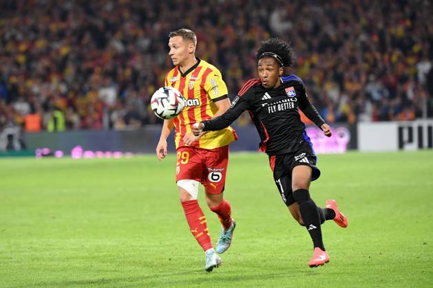 RC Lens v Olympique Lyonnais - Ligue 1 MCDonald s 2024 2025 11 Malick FOFANA (ol) - 29 Przemyslaw FRANKOWSKI (rcl) during the Ligue 1 MCDonald s match between Lens and Lyon at Stade Bollaert-Delelis on September 15, 2024 in Lens, France. Lens France Copyright: xFEPx 776203932