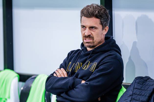 Thomas Stamm (SG Dynamo Dresden, Cheftrainer) GER, SC Verl vs. SG Dynamo Dresden, Fussball, 3. Liga, 7. Spieltag, Spielzeit 2024 2025, 25.09.2024 DFL Regulations prohibit any use of photographers as image sequences and or quasi-video. GER, SC Verl vs. SG Dynamo Dresden, Fussball, 3. Liga, 7. Spieltag, Spielzeit 2024 2025, 25.09.2024 Verl Copyright: xEibner-Pressefotox xJanxRollingerx EP_JSK