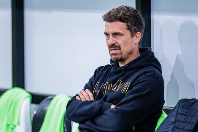 Thomas Stamm (SG Dynamo Dresden, Cheftrainer) GER, SC Verl vs. SG Dynamo Dresden, Fussball, 3. Liga, 7. Spieltag, Spielzeit 2024 2025, 25.09.2024 DFL Regulations prohibit any use of photographers as image sequences and or quasi-video. GER, SC Verl vs. SG Dynamo Dresden, Fussball, 3. Liga, 7. Spieltag, Spielzeit 2024 2025, 25.09.2024 Verl Copyright: xEibner-Pressefotox xJanxRollingerx EP_JSK