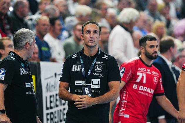 Roberto Garcia Parrondo (MT Melsungen, Trainer) GER, THW Kiel vs. MT Melsungen, Handball, Bundesliga, Spieltag, 4, Saison 2024 2025, 26.09.2024 GER, THW Kiel vs. MT Melsungen, Handball, Bundesliga, Spieltag, 4, Saison 2024 2025, 26.09.2024 Kiel Copyright: xEibner-Pressefoto MarcelxvonxFehrnx EP_MFN