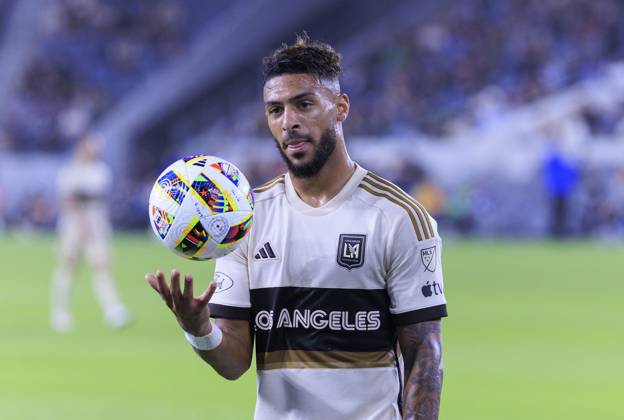 October 2, 2024, Los Angeles, California, USA: Denis Bouanga 99 of the Los Angeles Football Club during their regular season MLS, Fussball Herren, USA game against the St. Louis City SC on Wednesday October 2, 2024 at the BMO Stadium in Los Angeles, California. LAFC defeats St. Louis, 1-0. ARIANA RUIZ PI Los Angeles U.S - ZUMAp124 20241002_zaa_p124_110 Copyright: xArianaxRuizx