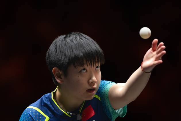 (241004) -- BEIJING, Oct. 4, 2024 -- Sun Yingsha serves during the women s singles quarterfinal match between Sun Yingsha of China and Ito Mima of Japan at 2024 World Table tennis, Tischtennis (WTT) China Smash in Beijing, China, Oct. 4, 2024. ) (SP)CHINA-BEIJING-TABLE TENNIS-WTT-CHINA SMASH-WOMEN S SINGLES (CN) XiaoxYijiu