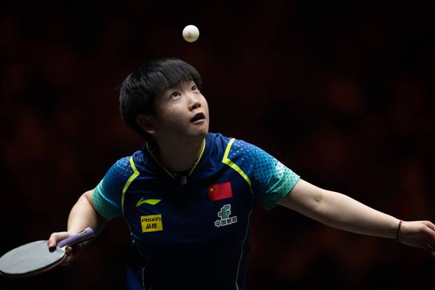 (241004) -- BEIJING, Oct. 4, 2024 -- Sun Yingsha serves during the women s singles quarterfinal match between Sun Yingsha of China and Ito Mima of Japan at 2024 World Table tennis, Tischtennis (WTT) China Smash in Beijing, China, Oct. 4, 2024. ) (SP)CHINA-BEIJING-TABLE TENNIS-WTT-CHINA SMASH-WOMEN S SINGLES (CN) XiaoxYijiu