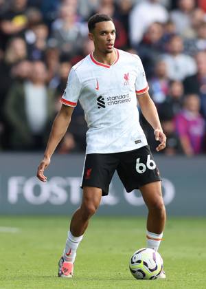 London, England, 5th October 2024. Trent Alexander-Arnold of Liverpool during the Premier League match at Selhurst Park, London. Picture credit should read: Paul Terry Sportimage EDITORIAL USE ONLY. No use with unauthorised audio, video, data, fixture lists, club league logos or live services. Online in-match use limited to 120 images, no video emulation. No use in betting, games or single club league player publications. SPI-3361-0131